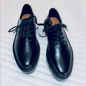 Zara Womens Black Thick Sole Flats W/Laces 7 1/2